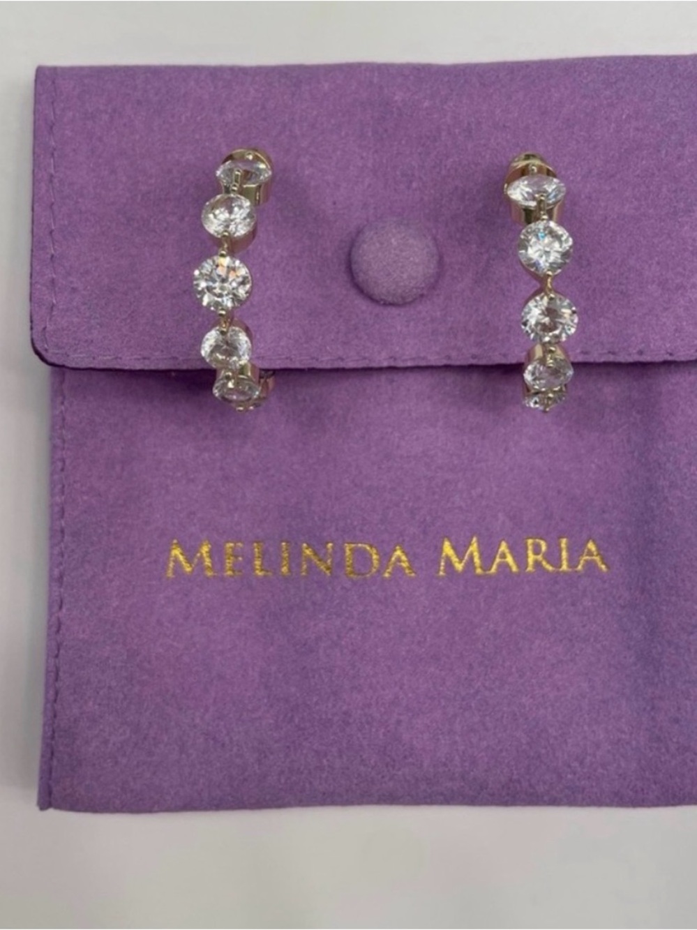 Melinda Maria She’s an Icon 1” hoops - Picture 5 of 7
